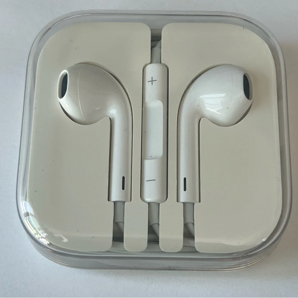 Apple Headphone White Corded New